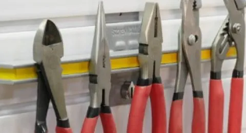 magnetic-strip